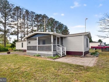 33238 EVERGREEN DRIVE, NEW CHURCH, VA 23415