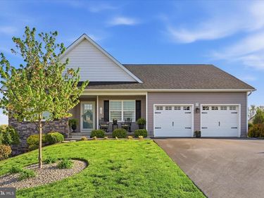 189 CEDARLYN DRIVE, YORK, PA 17408