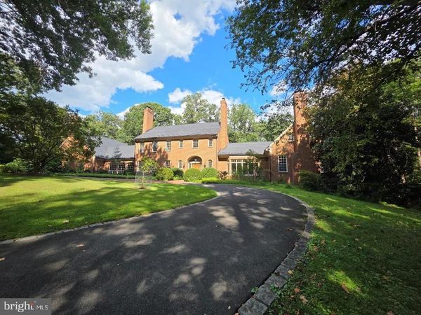 19 PINEY GLEN COURT , POTOMAC, MD 20854