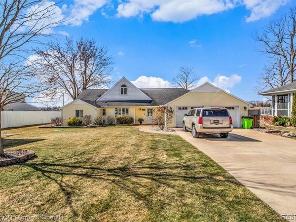 5486 Sandbeach Road , Napoleon Twp, MI 49240