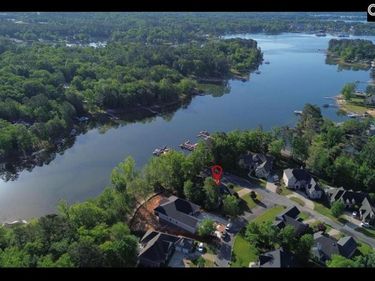100 Shores Edge Drive, Chapin, SC 29036