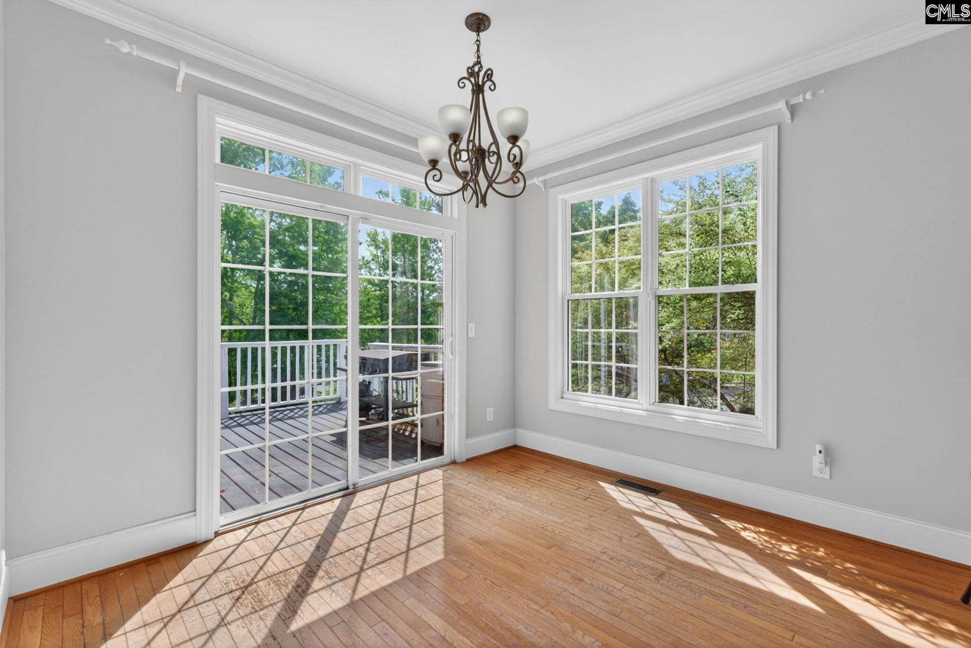 100 Shores Edge Drive  Photo 26