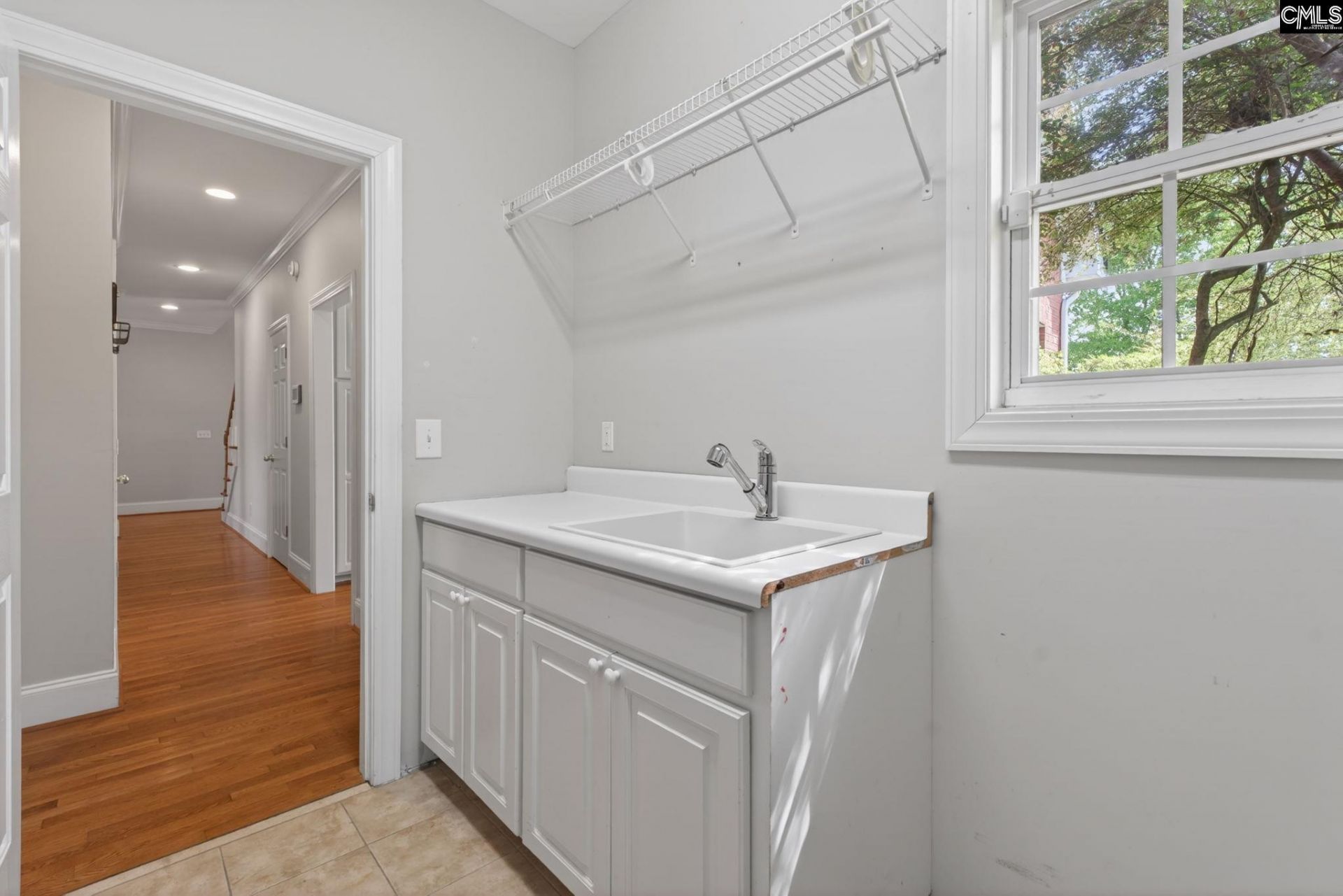 100 Shores Edge Drive  Photo 27