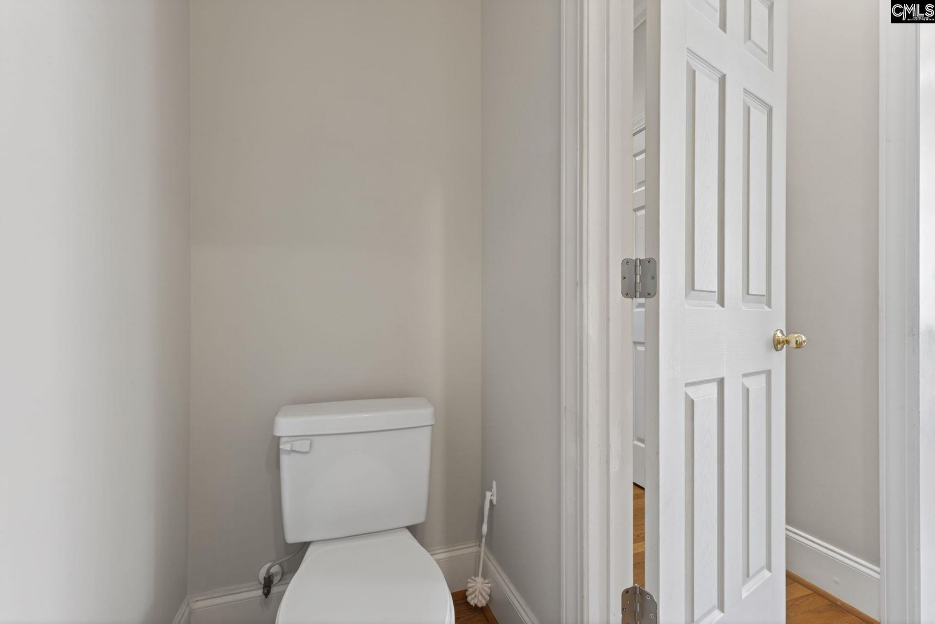 100 Shores Edge Drive  Photo 29