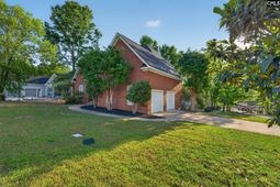 100 Shores Edge Drive  photo 4