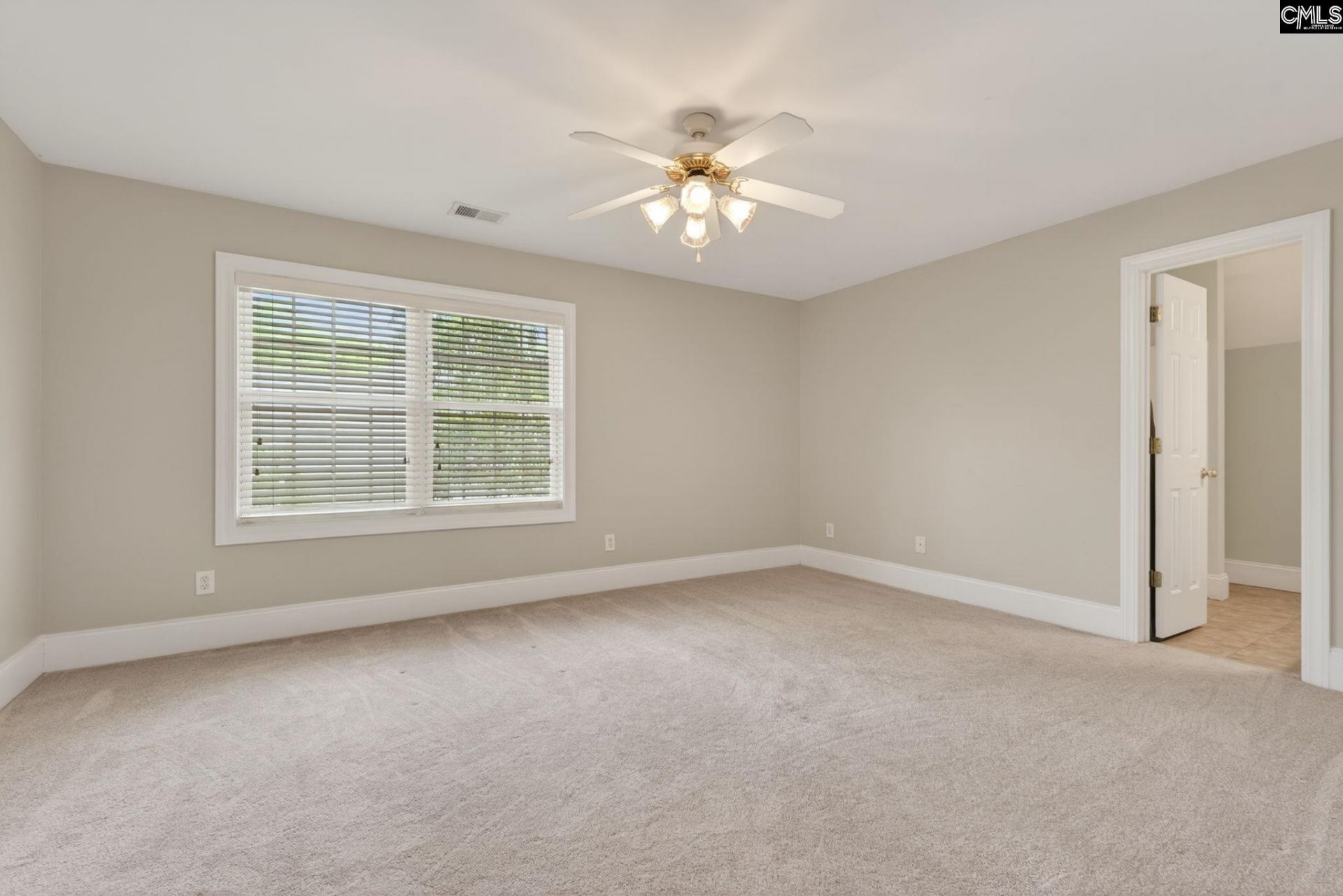 100 Shores Edge Drive Photo 40