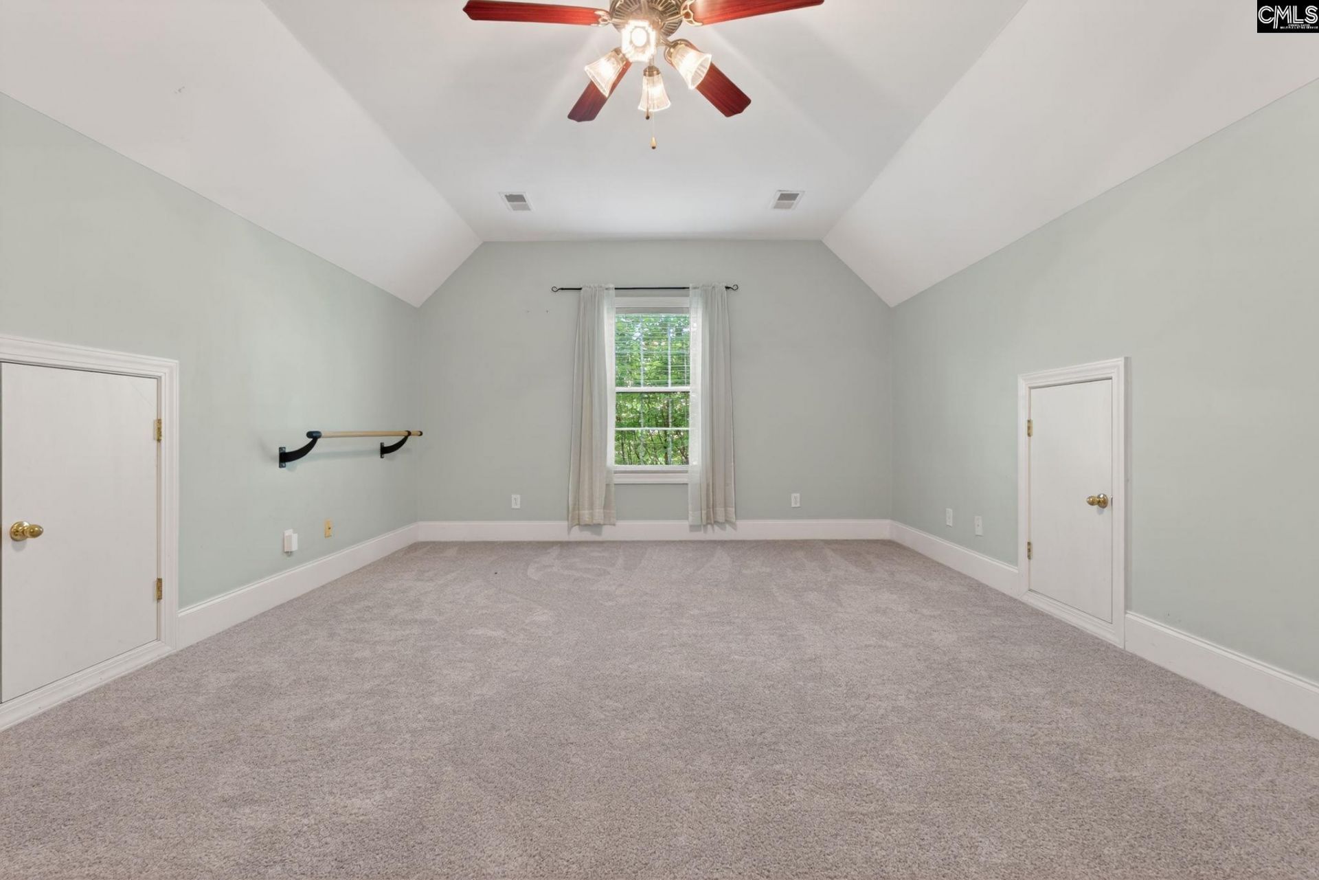 100 Shores Edge Drive Photo 42