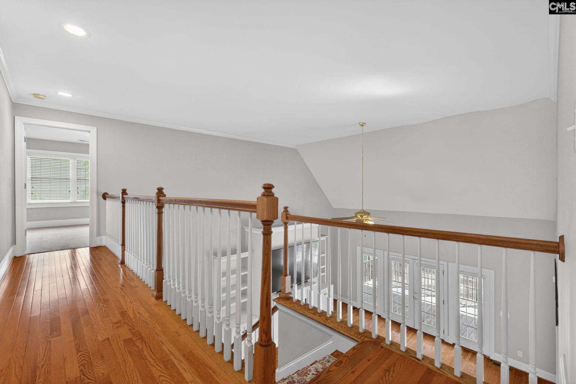 100 Shores Edge Drive Photo 44