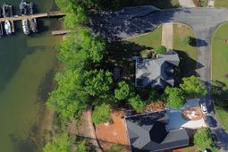 100 Shores Edge Drive photo 4