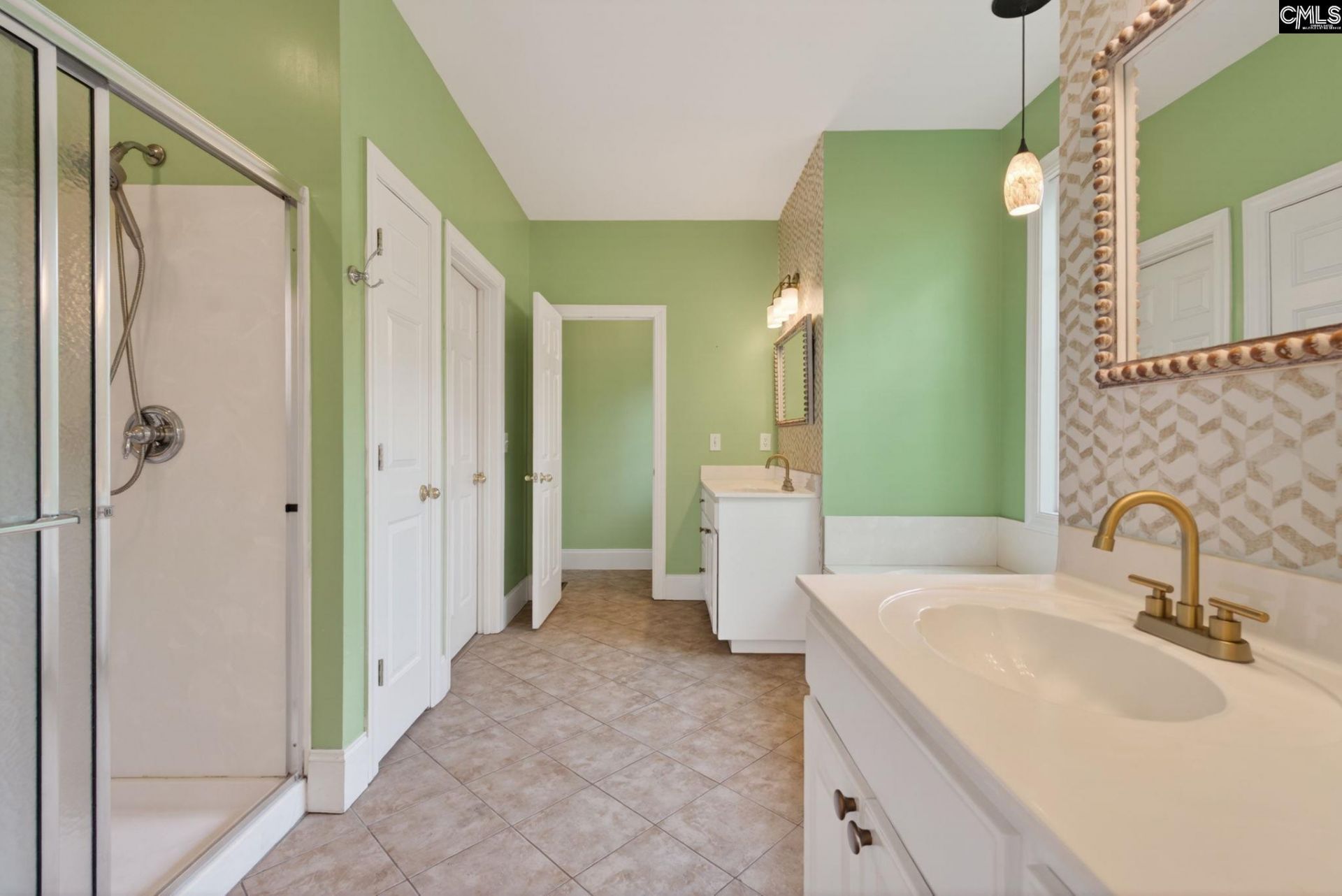 100 Shores Edge Drive Photo 57