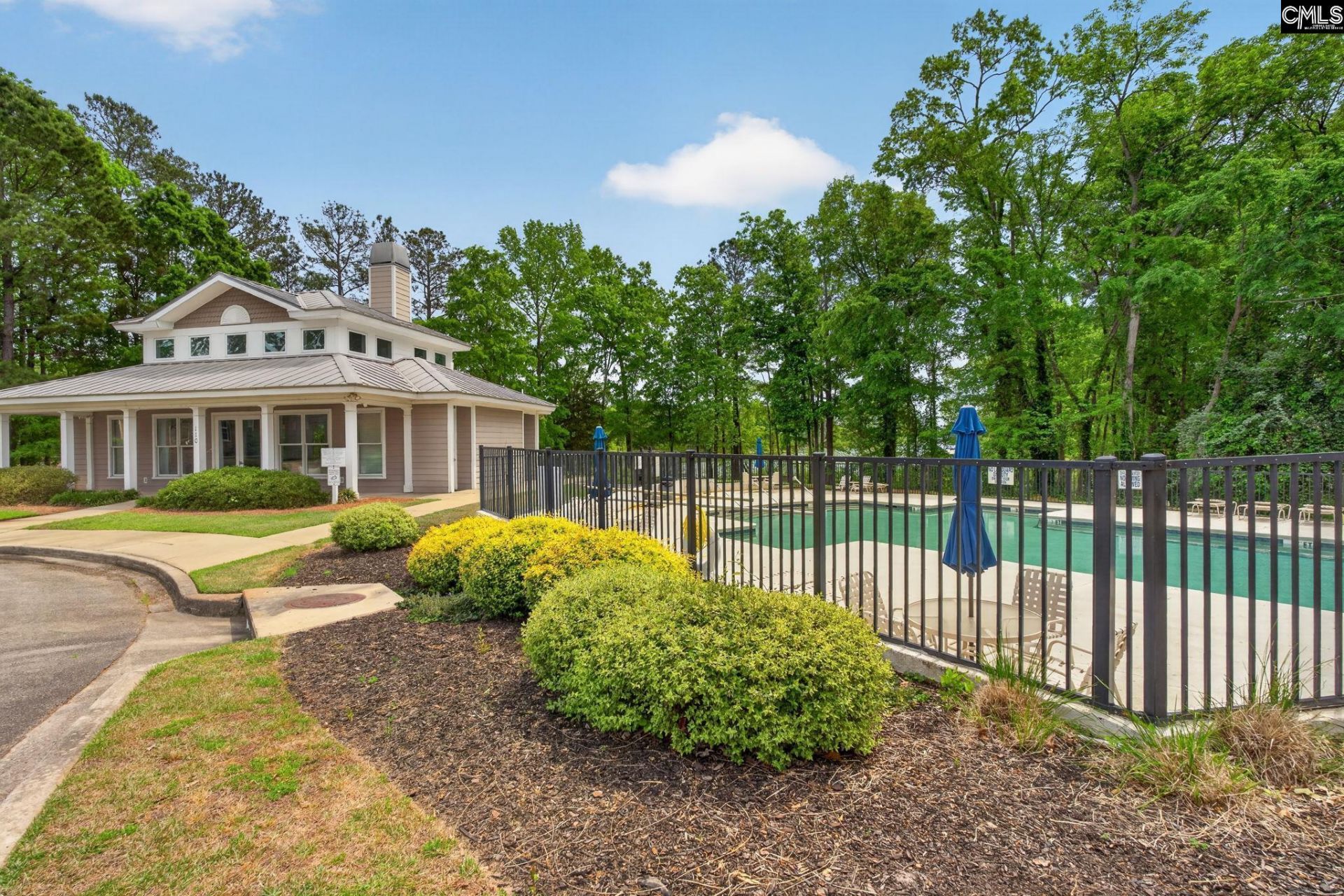 100 Shores Edge Drive  Photo 69