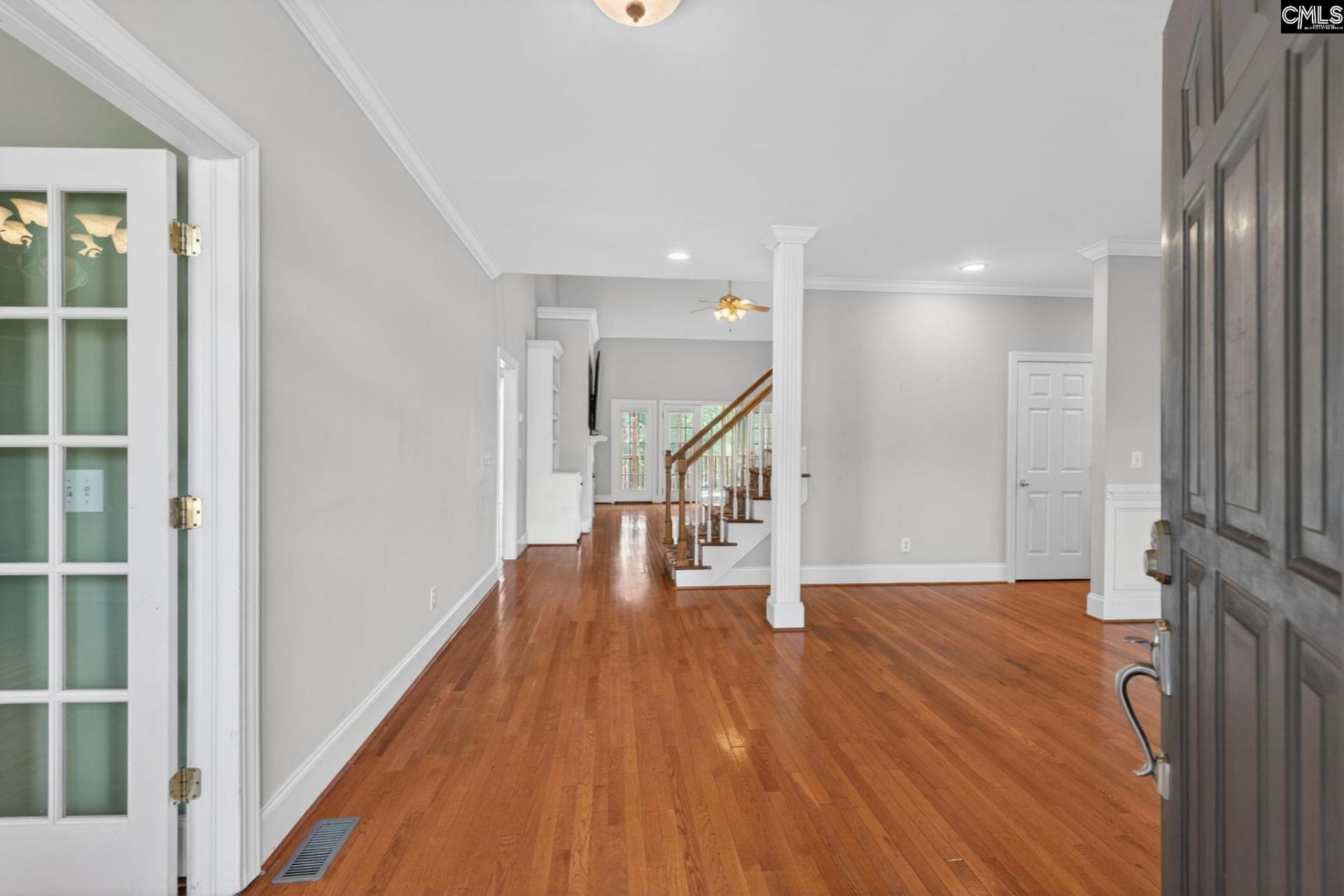 100 Shores Edge Drive  Photo 7