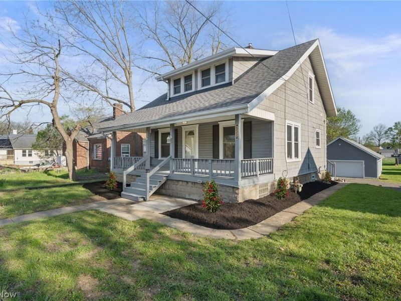 3237 State Street NW, North Canton, OH 44720 Photo 1