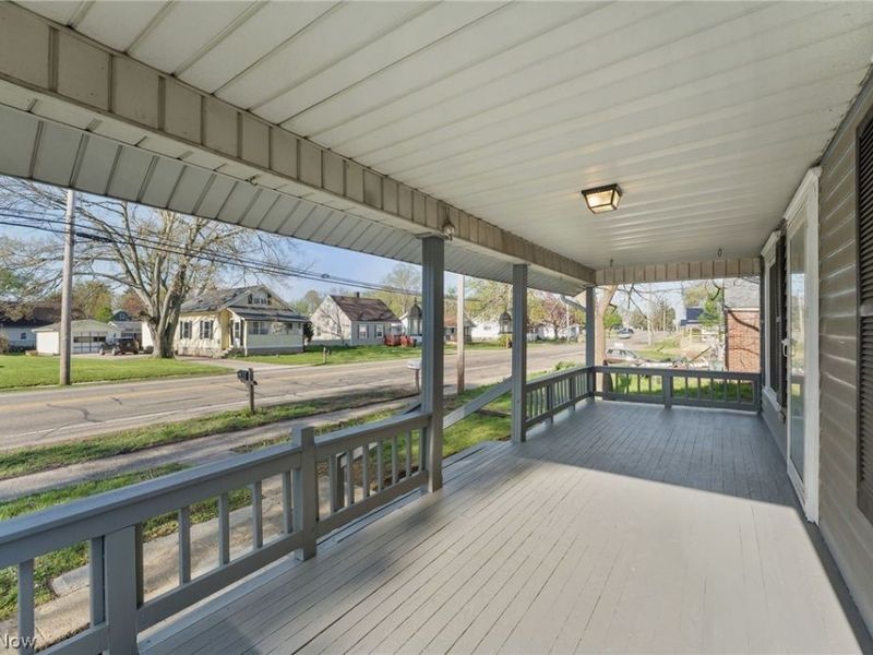 3237 State Street NW, North Canton, OH 44720 Photo 4