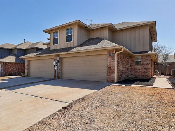 2172 Buena Vida Lane, Edmond, OK 73013