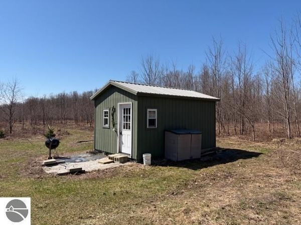 8204 Twin Lake Road, NE NE, Mancelona, MI 49659