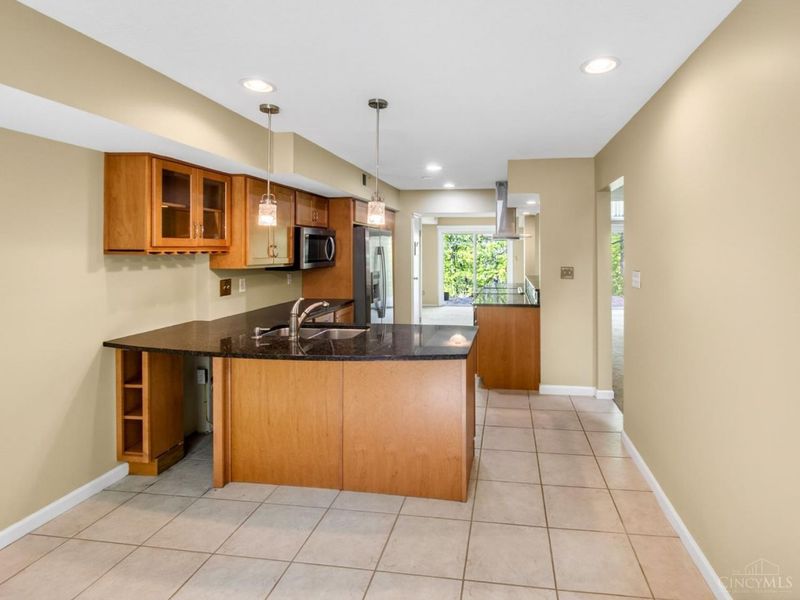 5265 Eaglesnest Drive, Cincinnati, OH 45248 Photo 14