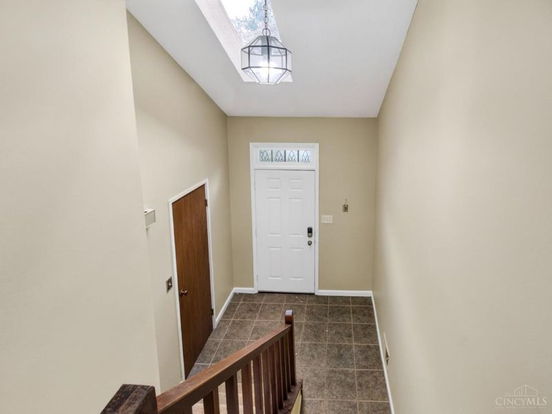 5265 Eaglesnest Drive, Cincinnati, OH 45248 Photo 18