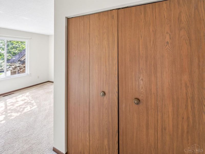 5265 Eaglesnest Drive, Cincinnati, OH 45248 Photo 20