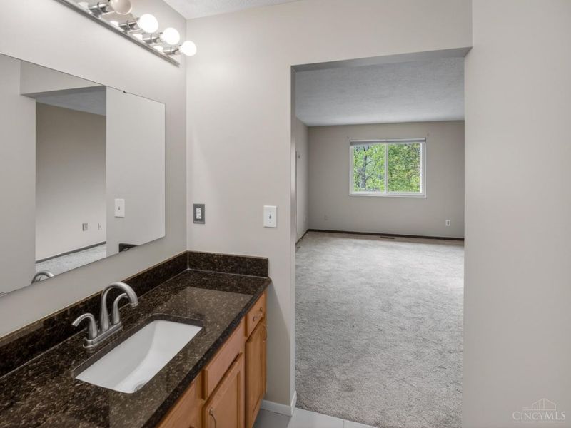 5265 Eaglesnest Drive, Cincinnati, OH 45248 Photo 29