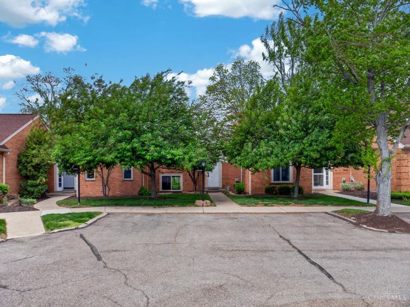 5265 Eaglesnest Drive, Cincinnati, OH 45248 Photo 33