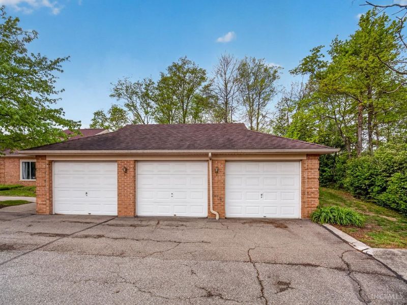 5265 Eaglesnest Drive, Cincinnati, OH 45248 Photo 35