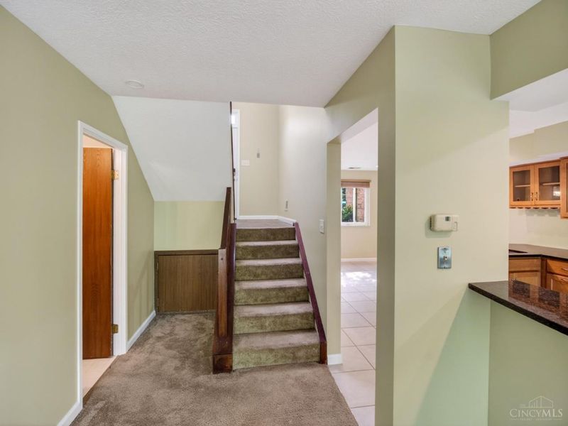 5265 Eaglesnest Drive, Cincinnati, OH 45248 Photo 4