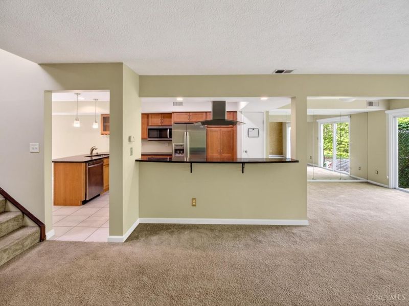 5265 Eaglesnest Drive, Cincinnati, OH 45248 Photo 9