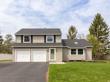 5100 Coffee Tree Lane , Syracuse, NY 13212