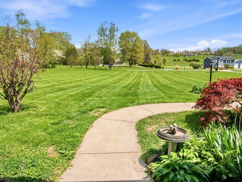 6529 Welsh Road, Nashport, OH 43830 Photo 4