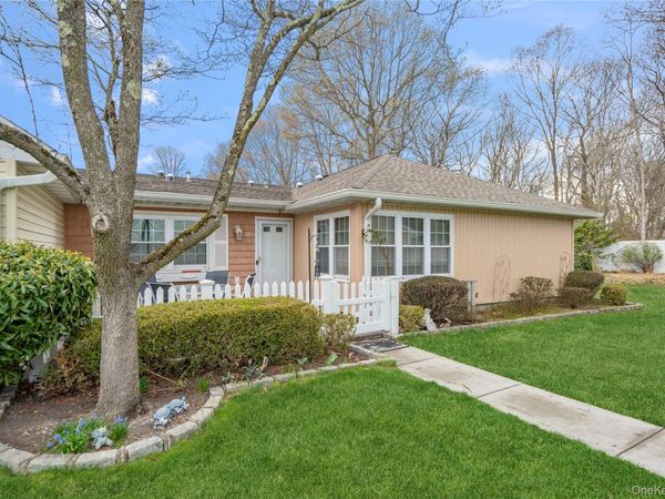 109 Revere Drive , Sayville, NY 11782