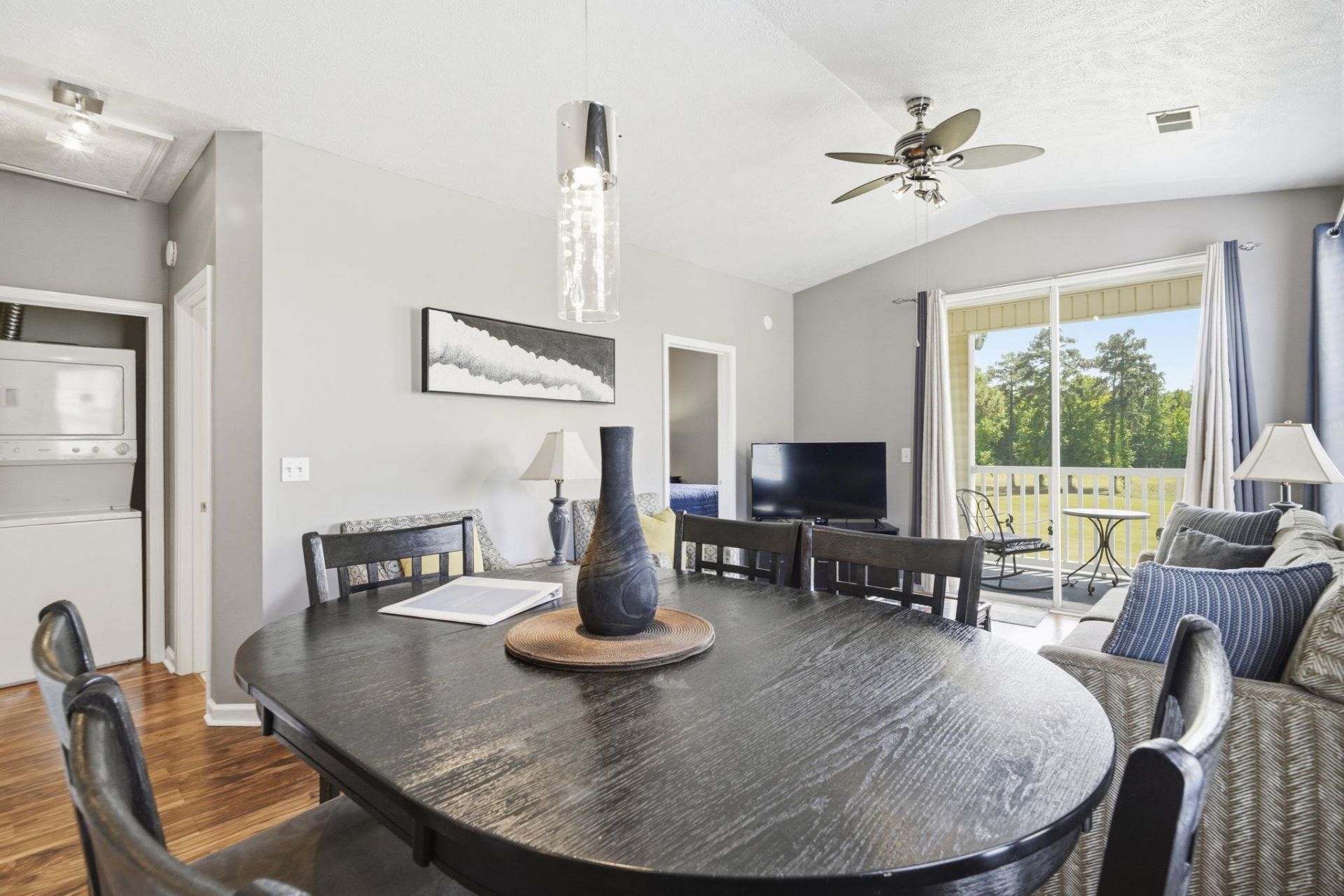 480 River Oaks Dr.  Photo 11