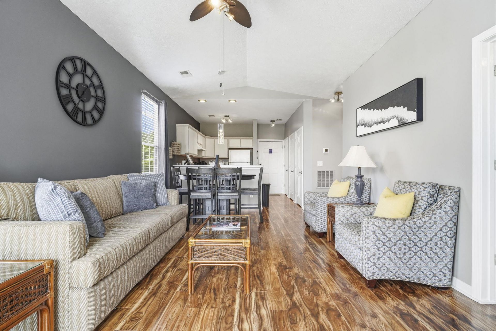 480 River Oaks Dr.  Photo 16