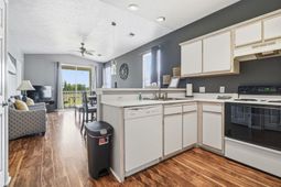 480 River Oaks Dr.  photo 4