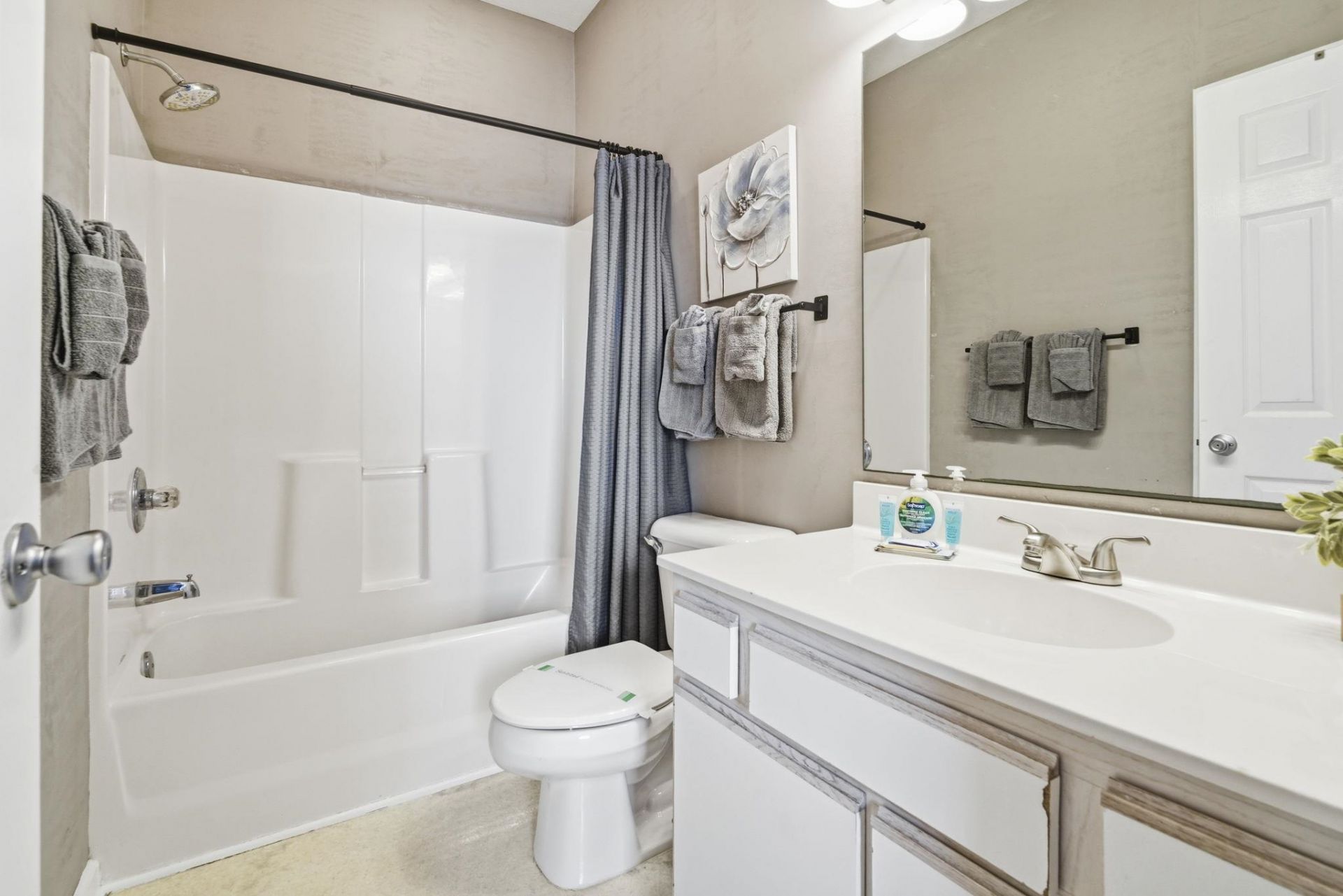 480 River Oaks Dr.  Photo 27