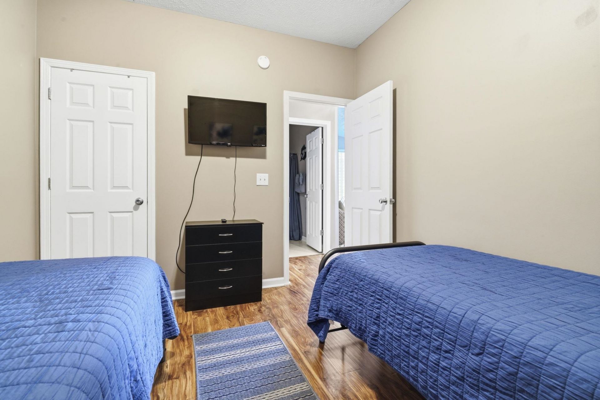 480 River Oaks Dr.  Photo 32