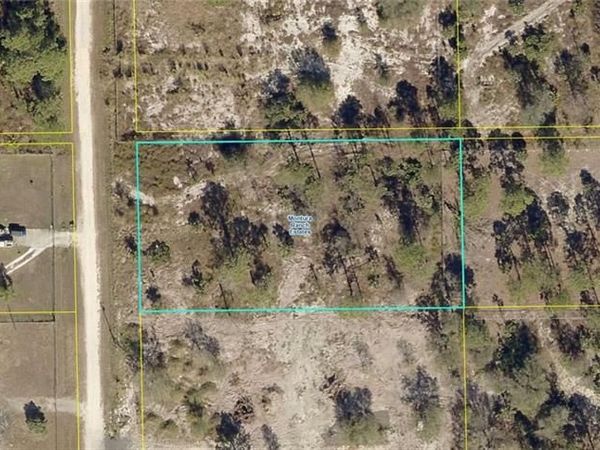 335 N Nogal ST , CLEWISTON, FL 33440