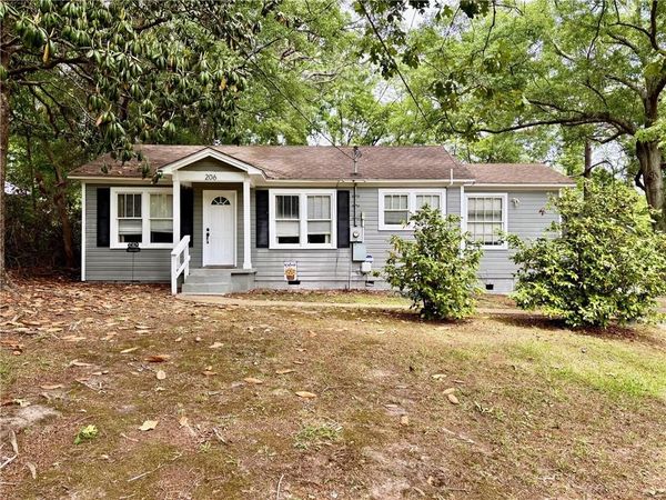 206 Hillside Drive , Chickasaw, AL 36611