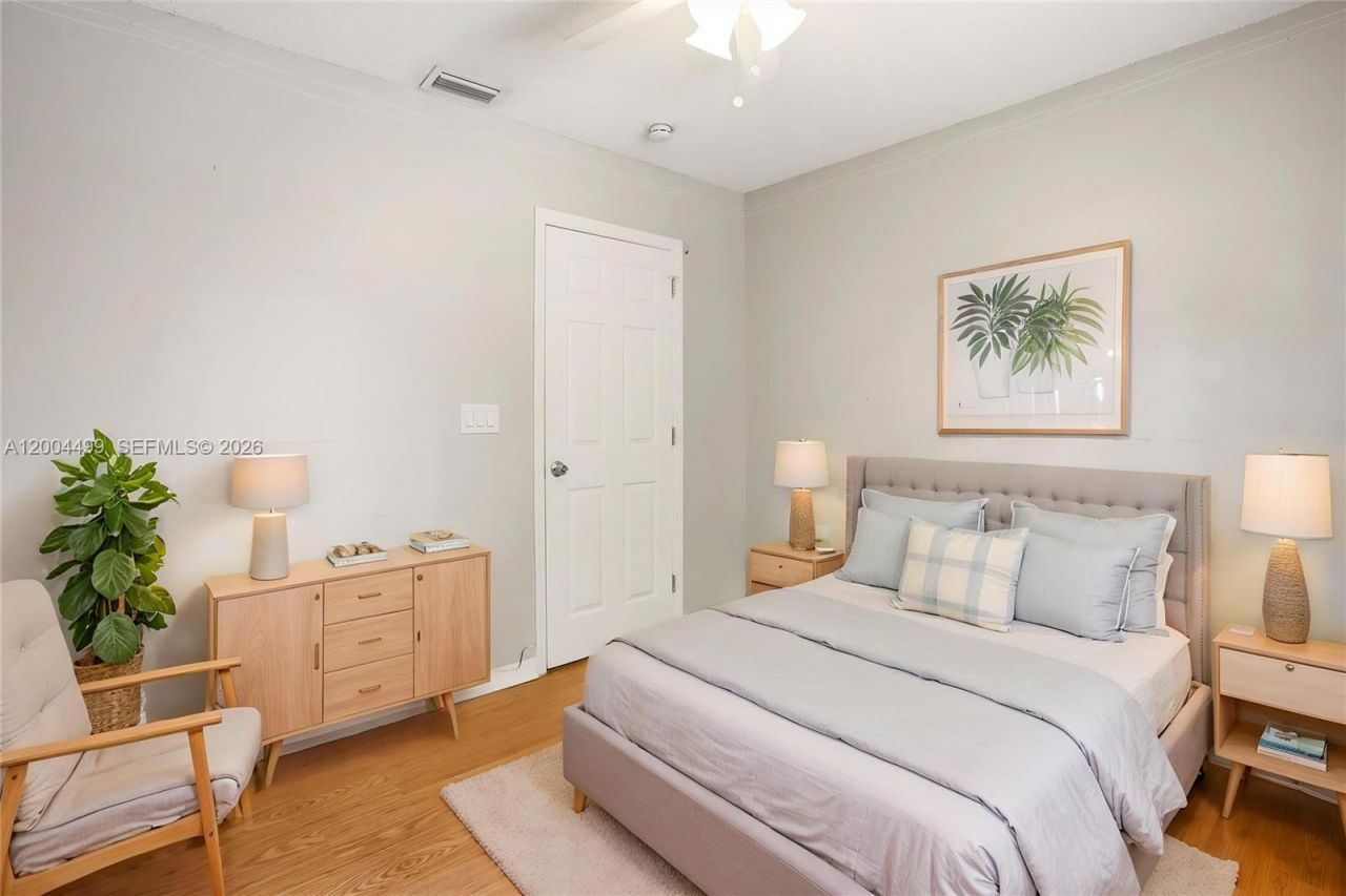 1414 E Harmony Lake Cir , Davie, FL 33324 Photo