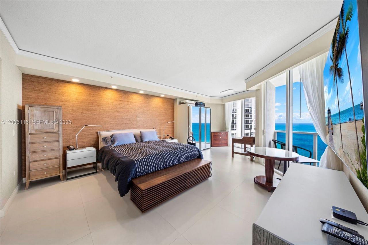 18001 Collins Ave , Unit 2209, Sunny Isles Beach, FL 33160 Photo