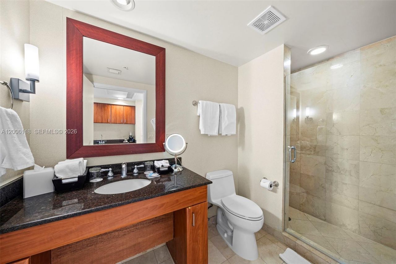 18001 Collins Ave , Unit 2209, Sunny Isles Beach, FL 33160 Photo
