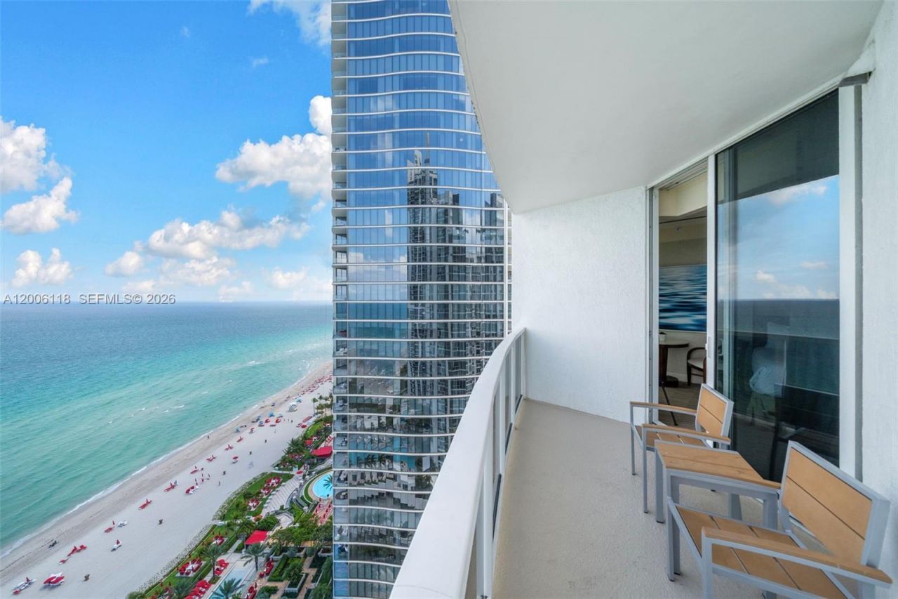 18001 Collins Ave , Unit 2209, Sunny Isles Beach, FL 33160 Photo