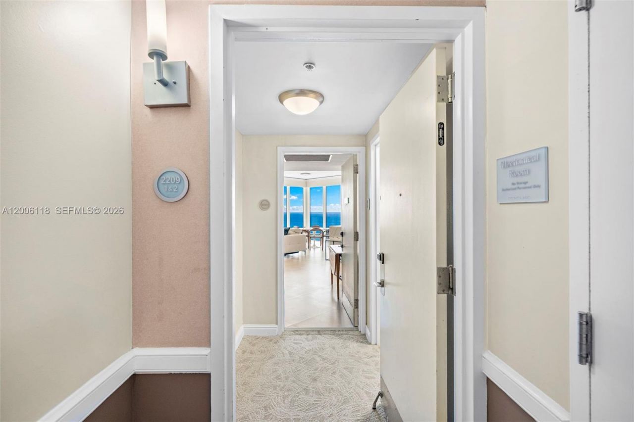 18001 Collins Ave , Unit 2209, Sunny Isles Beach, FL 33160 Photo