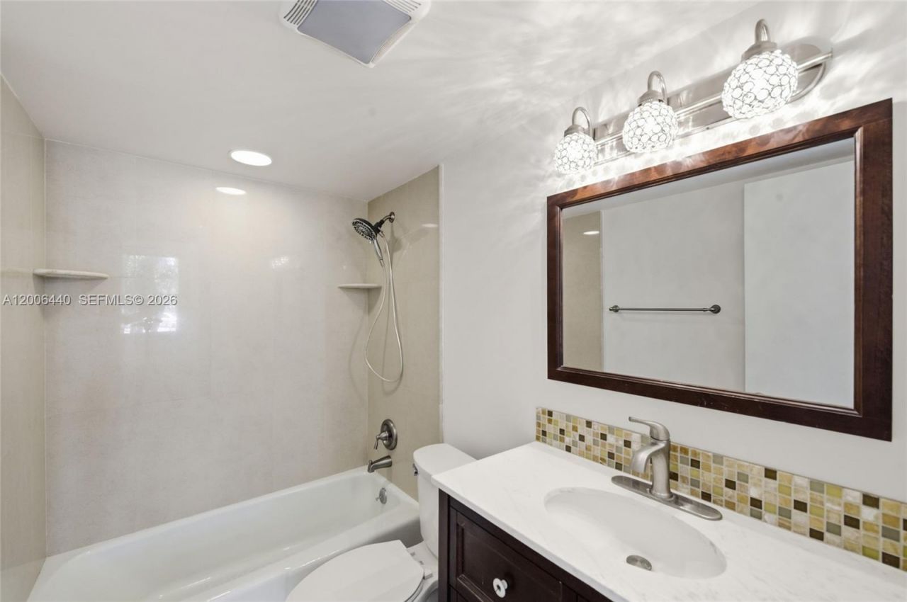 2000 S Federal Hwy , Unit 109, Boynton Beach, FL 33435 Photo