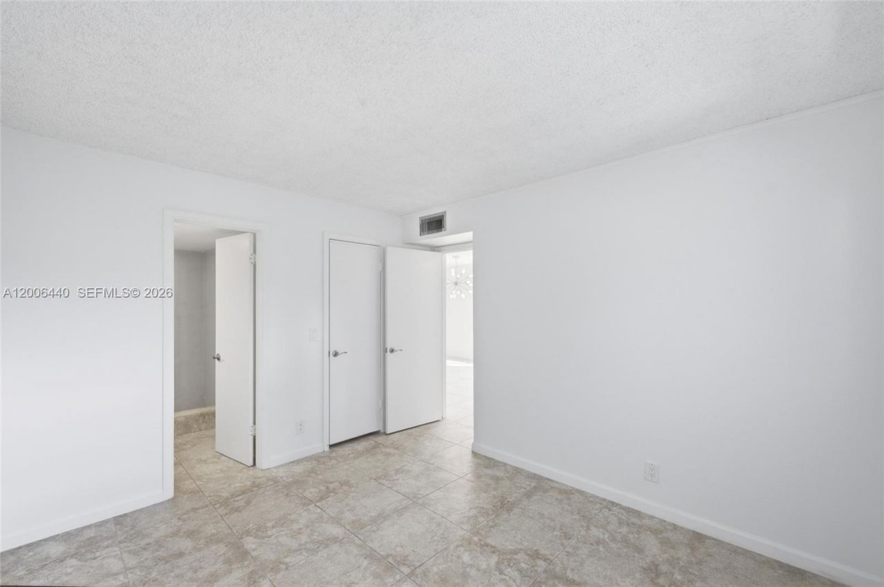 2000 S Federal Hwy , Unit 109, Boynton Beach, FL 33435 Photo