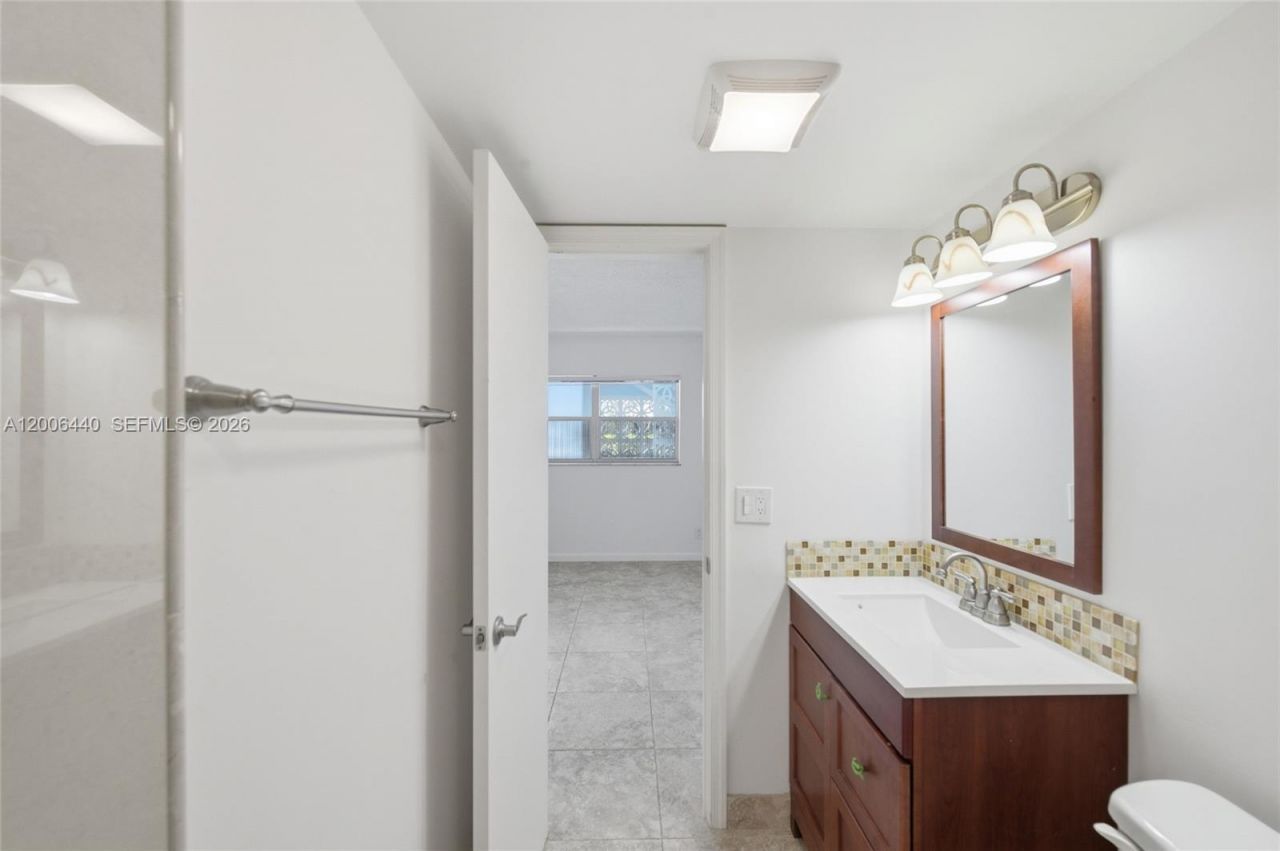 2000 S Federal Hwy , Unit 109, Boynton Beach, FL 33435 Photo