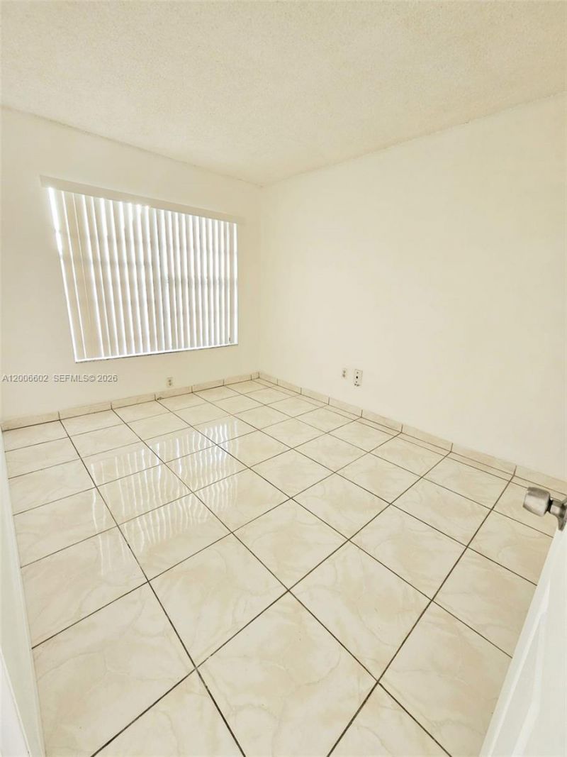 251 NW 177th St, Unit A-120, Miami Gardens, FL 33169 Photo