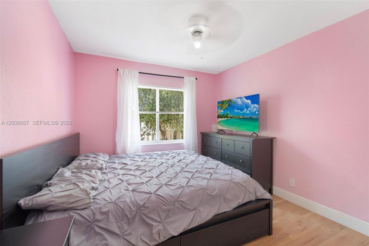 1225 Rosegate Blvd , Riviera Beach, FL 33404 Photo