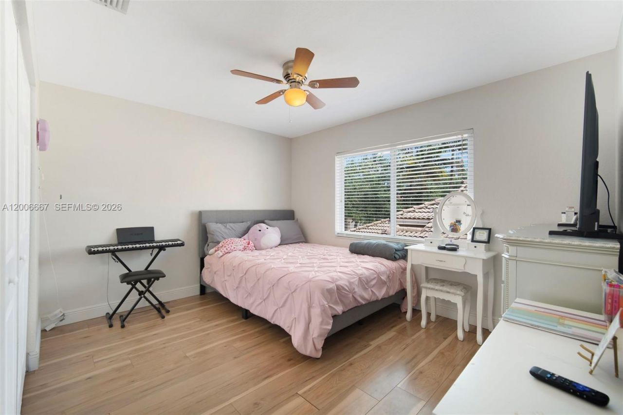 1225 Rosegate Blvd , Riviera Beach, FL 33404 Photo