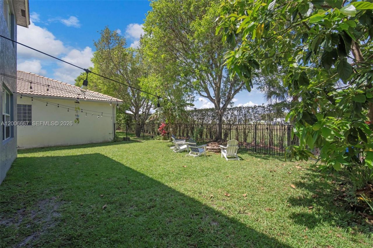 1225 Rosegate Blvd , Riviera Beach, FL 33404 Photo